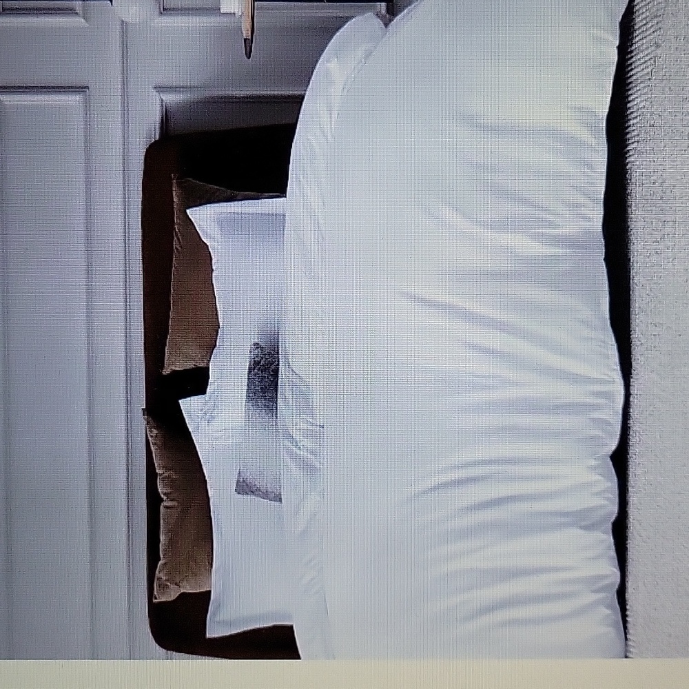 Bedsure bright white 3 piece duvet cover set Queen 90x90" zip closure New